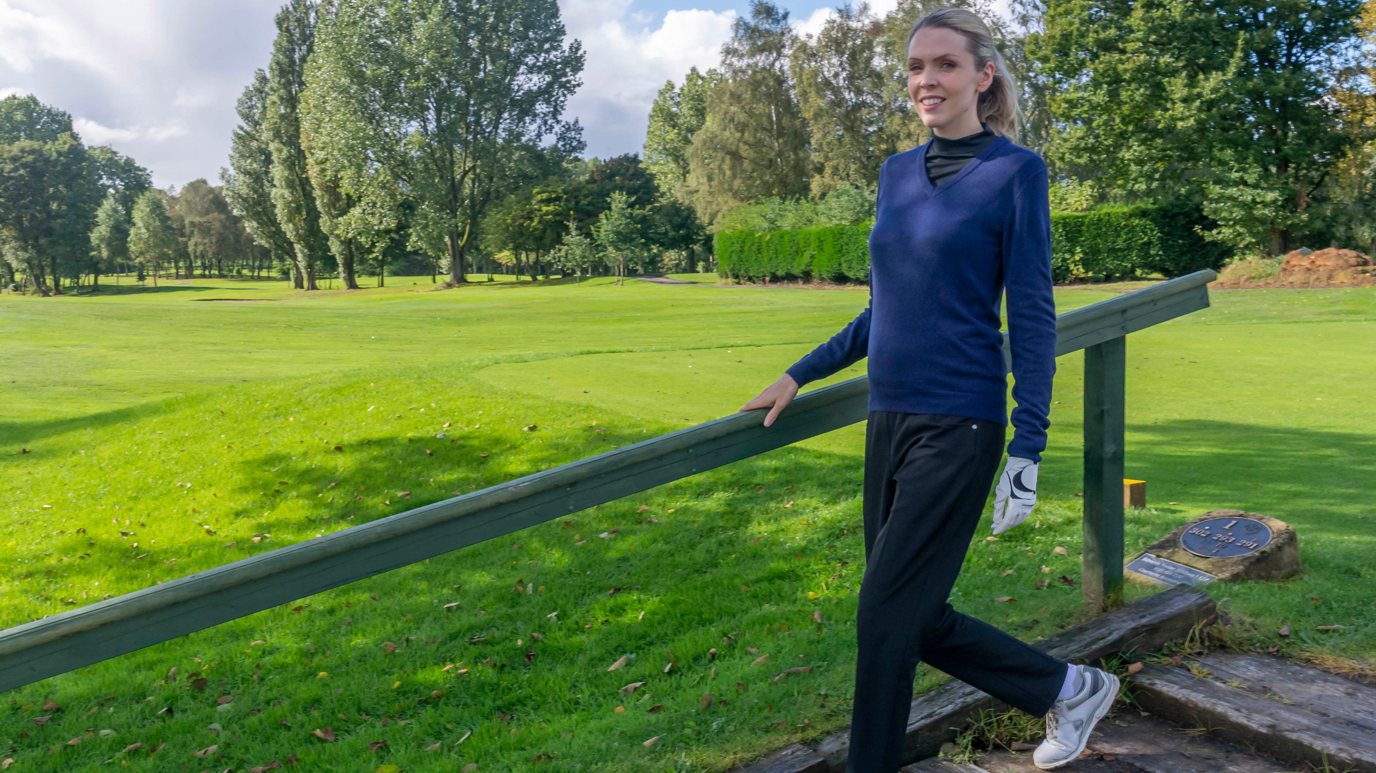 Stay warm this winter with Island Green's Cosy Knitwear Collection! 🧶